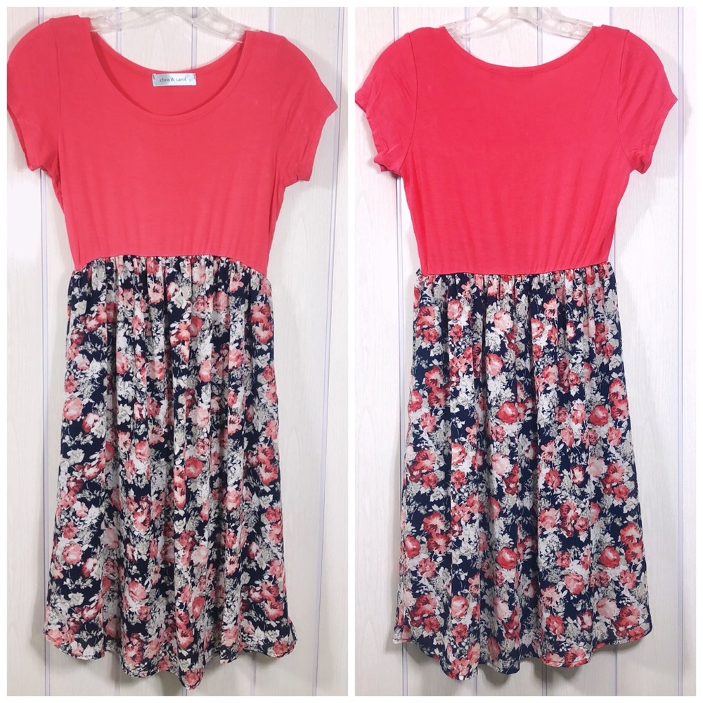 ! Chris & Carol T Shirt Floral Skirted Dress Small